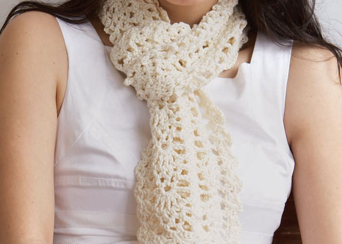10 Free Crochet Scarf Patterns - CrochetMe
