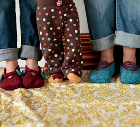 Crochet Slippers, Free Patterns for the Whole Family: A Family of Slippers Crochet Slippers, Free Patterns: A Family of Slippers