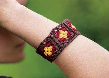 Granny Squares Patterns: Bangle Bracelet by Marilyn Murphy Granny Squares Patterns: Bangle Bracelet by Marilyn Murphy