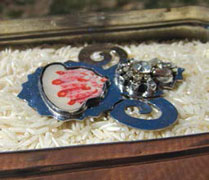 Learn how to make recycled jewelry! how-to-make-recycled-jewelry