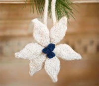 Quick Knitting Patterns: Poinsettia Ornament