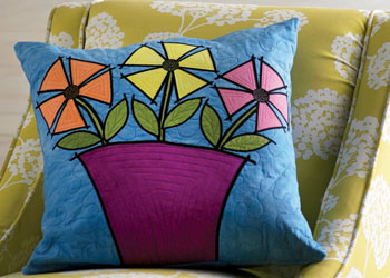 Beginning Quilt Design: Quilted Pillow Cover by Sue Bleiweiss