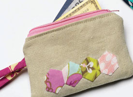Sewing Techniques Article: Linen Coin Purse with Hexagons Sewing Techniques Article: Linen Coin Purse with Hexagons