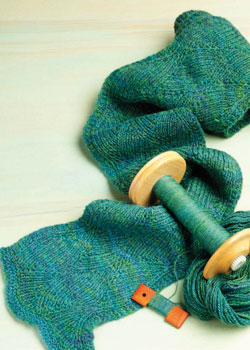 Learn how to use your handspun yarn when knitting scarf patterns. Learn how to use your handspun yarn when knitting scarf patterns.