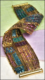 Five-loop slide clasp