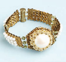 Discover the joys of beading with pearls! Pearl Beading Designs: By the Sea Bracelet