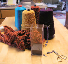 Discover the weaving tools essential for balancing yarn weaving-tools
