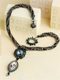 Sonya Necklace Jewelry making, beading, beads, beaded bracelets, beaded necklace, seed beads, beadwork, beading patterns, bead patterns, Herringbone, how to make jewelry, bead embroidery, beading projects, peyote stitch, beaded jewelry designs.