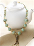 Queen of the Nile Jewelry making, beading, beaded, beaded bracelets, beaded necklace, jewelry making, how to make bracelets, how to bead, beads, making jewelry, Stringing, beading projects, custom made jewelry, beaded jewelry designs.