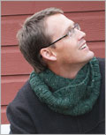 Cowl knitting patterns for men: Nederland Circle Scarf Cowl knitting patterns for men: Nederland Circle Scarf