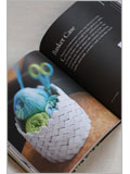 Playing with Books - QM1023