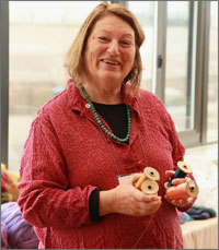 Spin-Off magazine presents an eBook full of spinning tips from master spinner Judith MacKenzie.